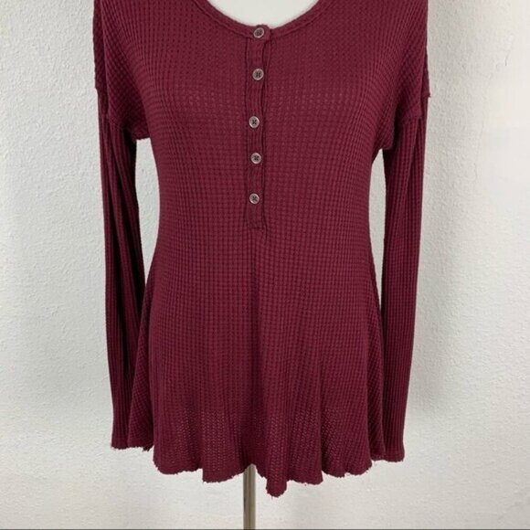 Altair’d State Thermal Top Small Maroon Henley Cozy Layering Fall - Picture 3 of 8